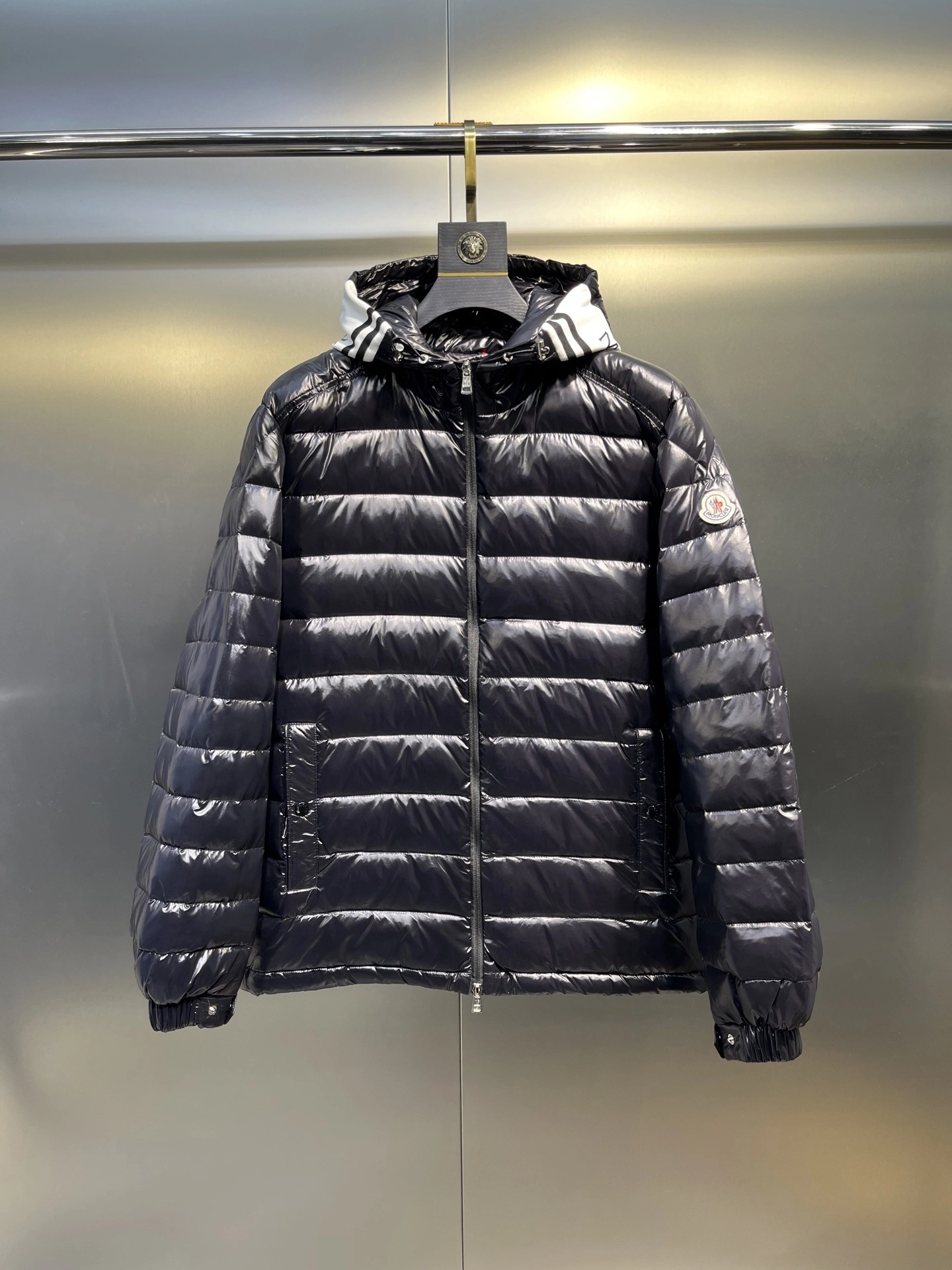 wg.luxury- 7o9385r Down jacket 3colour item:E-F431J2603-3
